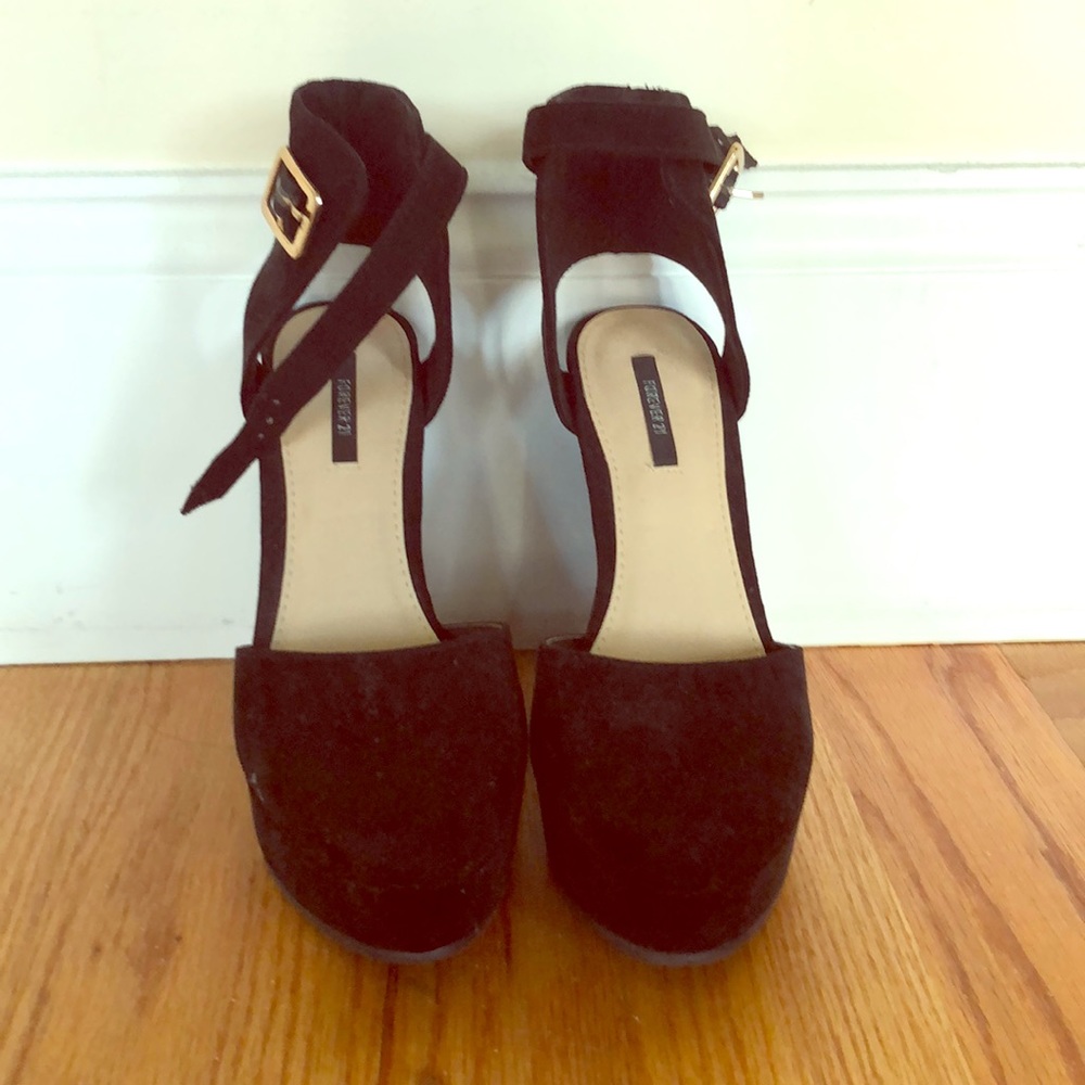 Black Wedge Heeled Shoes